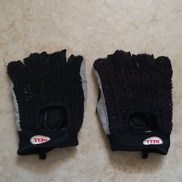 bell bicycle gloves